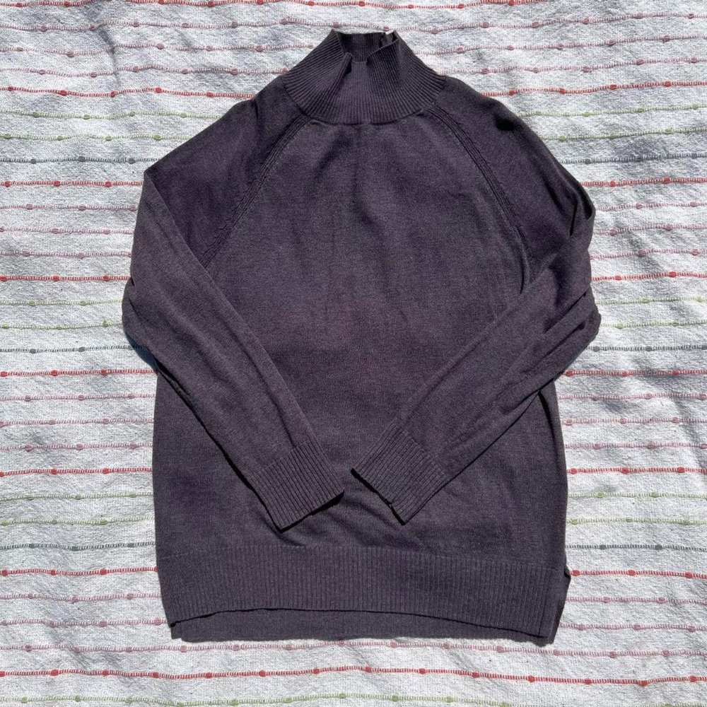 H&M purple turtleneck
